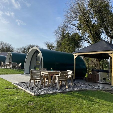 فندق Kinelarty Luxury Glamping Pods داونباتريك المظهر الخارجي الصورة